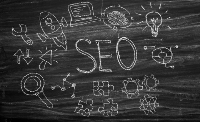 Emerson Brito - estratégia digital, SEO e tecnologia